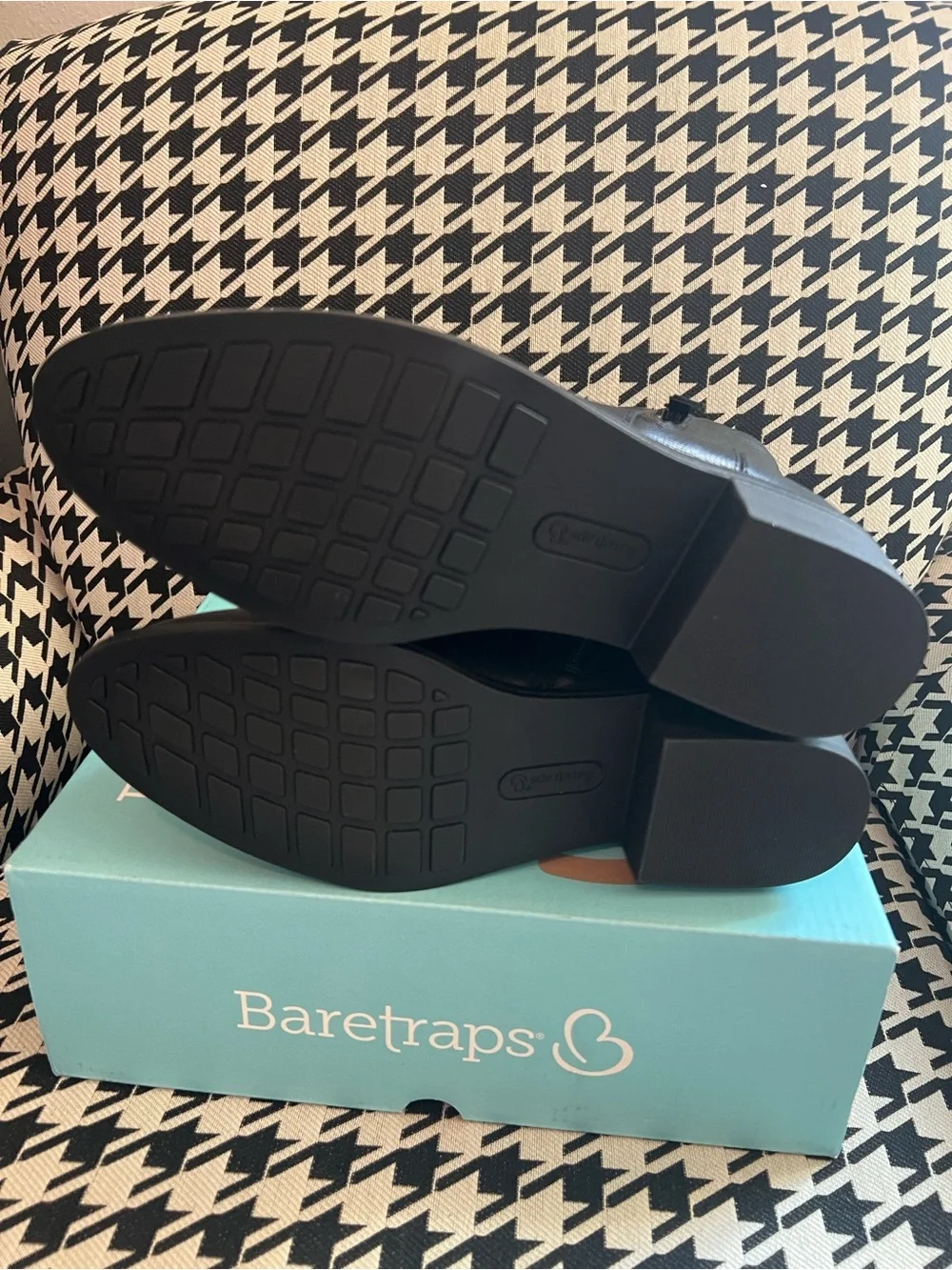 BareTraps Alona Women's Booties-SIze 9